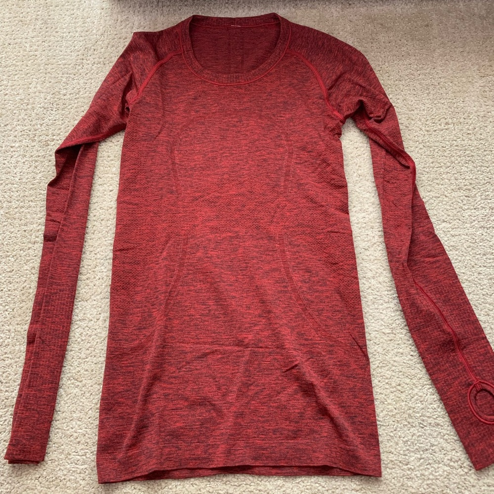 Lululemon swiftly tech long sleeve